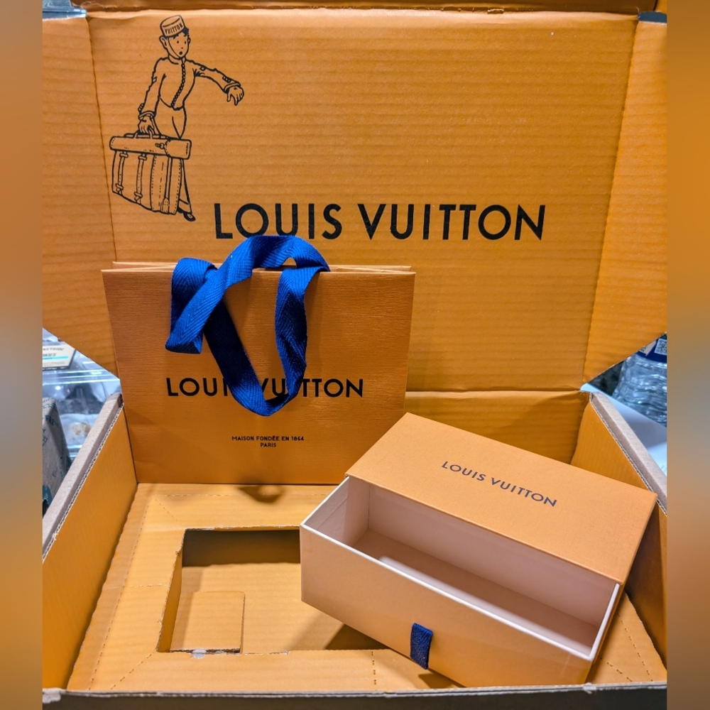 ❤️4/$60 Louis Vuitton Gift Box Set ❤️4 for $60 ❤️